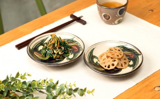 ＜4.5寸皿＞線彫り・魚紋　2枚セット【尚工房】