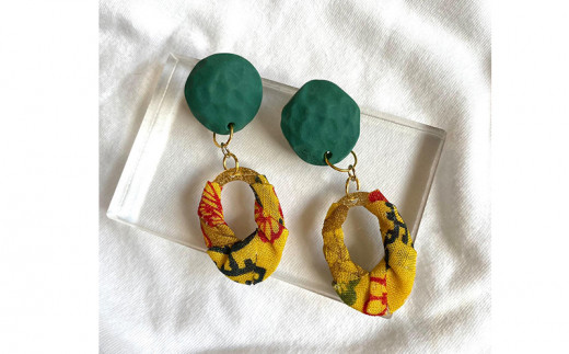 【ピアスorイヤリング】秋のはじまりポリマークレイピアス