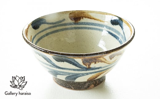 【沖縄のやちむん】でいご6寸そばマカイ　ペア【ネイビー×ブラウン】