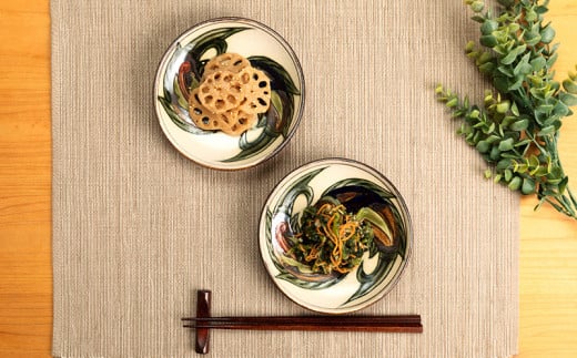 ＜4.5寸皿＞線彫り・魚紋　2枚セット【尚工房】