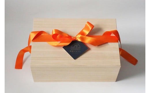 《先行予約》桐箱入り高級マンゴー｜マンゴー至高～極～きわみ｜沖縄県宮古島産【琉球マルシェ】