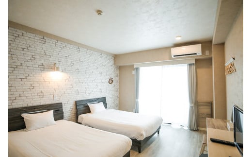 HOTEL385ペア宿泊券（朝食付）