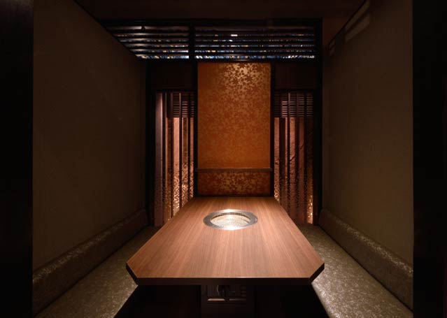 YN04　焼肉なかお宮古牛極みコースペアチケット　乾杯ドリンク付き（36000円分）　宮古島　宮古牛