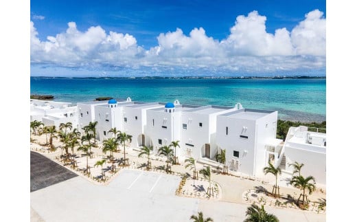 FB002　ブルーオーシャン ホテル＆リゾート 宮古島ロイヤルスイートヴィラ ペア宿泊券（1泊朝食付）※プライベートプール付