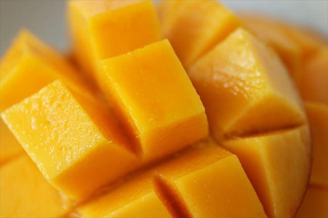 沖縄宮古島産 プレミアムマンゴー「マンゴー至宝（しほう）」（琉球マルシェ）