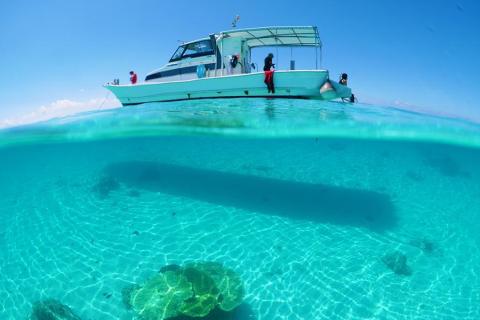 宮古島でダイビング！３日間９ダイブファンダイビングコース（75000円分）