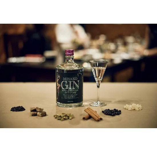 G112 多良川 ミヤコジン/700ml(47度) ジングラスセット: 宮古島市ANAの