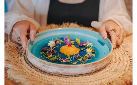 ST002　オーベルジュリゾートホテル「アヤンナ宮古島」ご宿泊券【30,000円分】