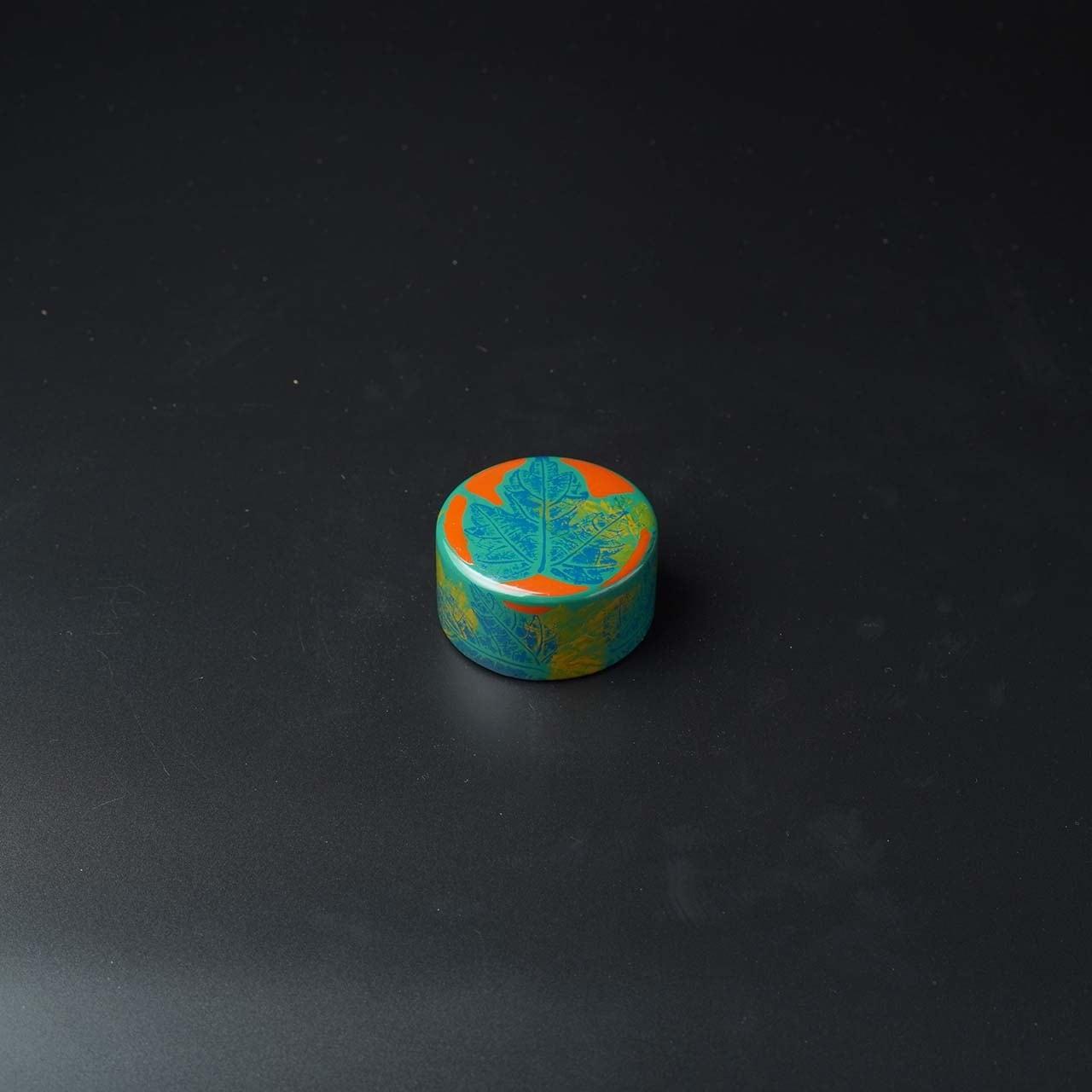 かりゆし書鎮（小）作品名【南の島で】   I  書鎮 書道 ペーパーウェイト  文房具 重り 和文具   小物 プレゼント  沖縄県 南城市