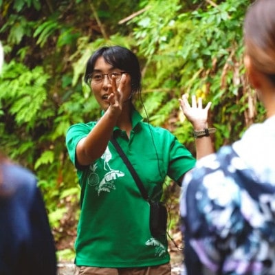 【一ヶ月前予約必須】やんばるの森ネイチャーガイドEVバスツアー 平日午前コース(ペア1組2名様分)