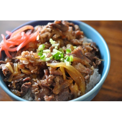 やんばるの自然が育んだ「黒毛和牛 経産牛」切り落とし 合計1kg(500g×2パック)【配送不可地域：離島】