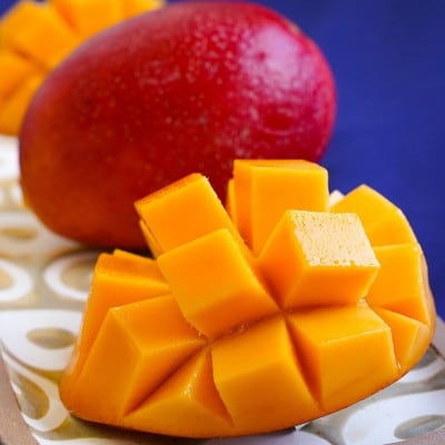 【2025年発送・優品】燦々マンゴー1.0kg(2～3玉)【配送不可地域：離島】