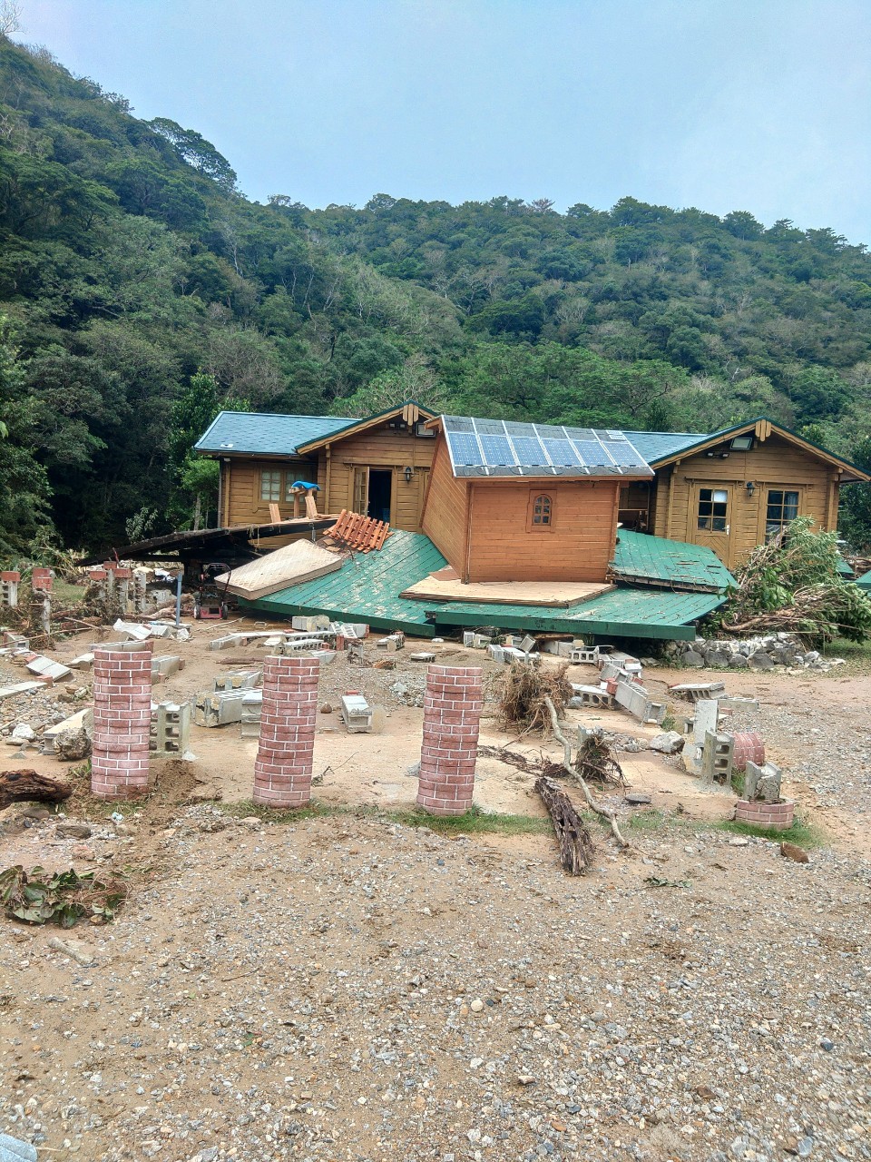 大宜味村令和6年11月沖縄県豪雨災害支援【返礼品なし、マイル対象外】