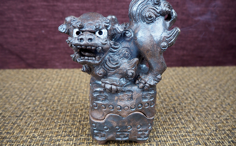 シーサー陶房大海　シ～サ～香炉（小・横向き）