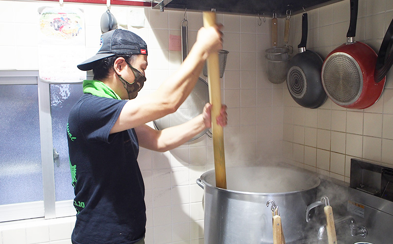 鶏白湯ラーメン　2人前（480g×2袋） 沖縄 大宜味村 らーめん こだわり 2人前 2袋 ふるさと納税 送料無料 ご当地 お取り寄せ グルメ 人気 1万円 プレゼント 自分用 パイタン ぱいたん ラーメン