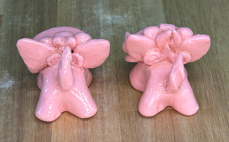 【手びねり】透土練り込み　パステルシーサーペア(施釉本焼) 日用品 インテリア 小物 置物 1対 透土 陶器 焼物 やちむん 工芸品 伝統工芸 選べる 6色 シーサー ギフト 贈り物 贈答品 ふるさと 沖縄県 大宜味村