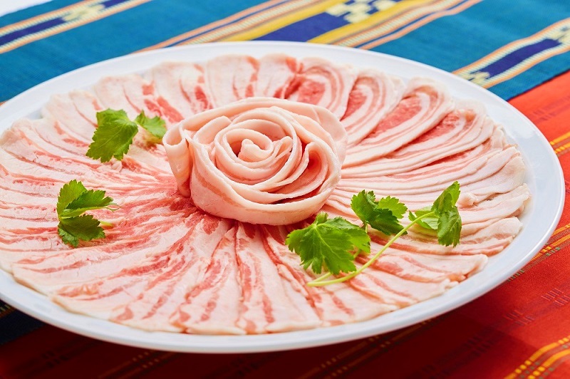 【東村産ブランドアグー豚パイとん】パイとんしゃぶしゃぶ用1kg（500g×4）+ウインナー6本