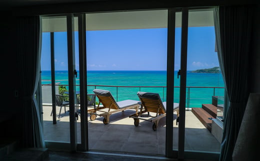 KAYATSUMA OKINAWA HOTEL&RESORT 料理と景色を堪能するスペシャルな2