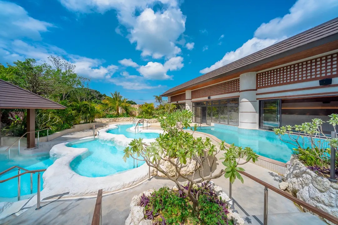 都会にはない興奮と贅沢のテーマパーク「ジャングリア沖