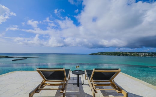 KAYATSUMA OKINAWA HOTEL&RESORT 料理と景色を堪能するスペシャルな2