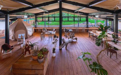 【ホルトノキ】沖縄の森の癒しリゾート宿泊補助券（１万５千円分：５千円券３枚）