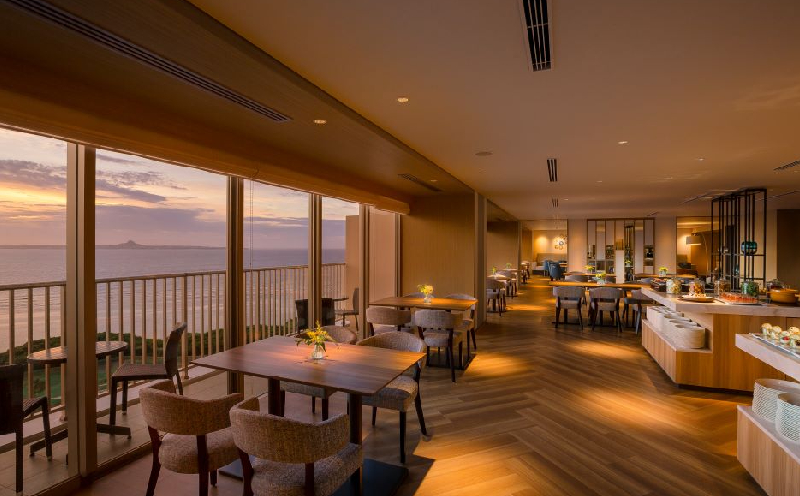 【2025年1月～2025年12月まで】「ヒルトン沖縄瀬底リゾート」1泊2日／朝食付きペア宿泊券（エグゼクティブルーム／禁煙） バカンス リゾート カップル 家族 ファミリー 沖縄 本部町 北部 リフレッシュ 1泊2日 観光 観光施設 ホテル 宿 ギフト ビーチ 海 レストラン スパ プレゼント