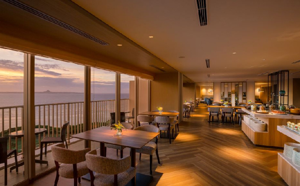 【2026年1月～2026年12月まで】「ヒルトン沖縄瀬底リゾート」1泊2日／朝食付きペア宿泊券（エグゼクティブルームオーシャンビュー　ツインベッド／禁煙） バカンス リゾート カップル 家族 ファミリー 沖縄 本部町 北部 リフレッシュ 1泊2日 観光 観光施設 ホテル 宿 ギフト ビーチ 海 レストラン スパ プレゼント