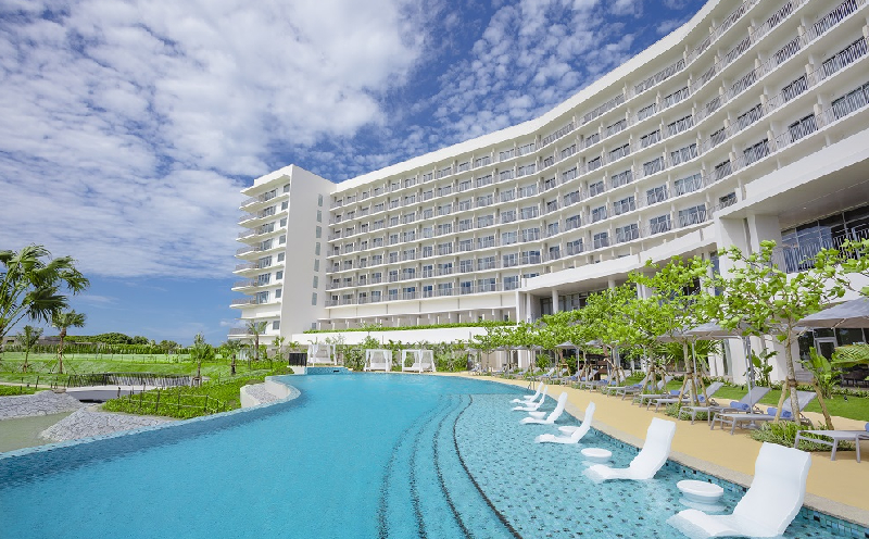 【ANAにキュン限定】「ヒルトン沖縄瀬底リゾート」1泊2日／朝食付きペア宿泊券（ゲストルーム／禁煙）（デラックスルームへの無料アップグレード＆最上階エグゼクティブラウンジのご利用）