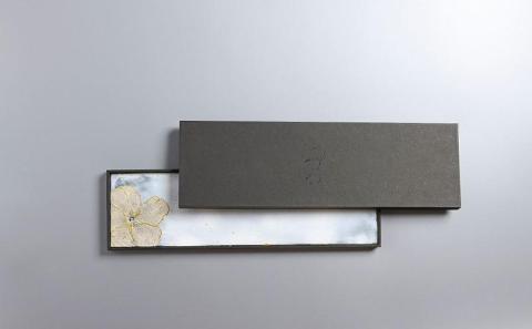 つづるガラスアート ゆうなの花－HAKU－「長皿」 吉田 栄美子 ｜ 1枚