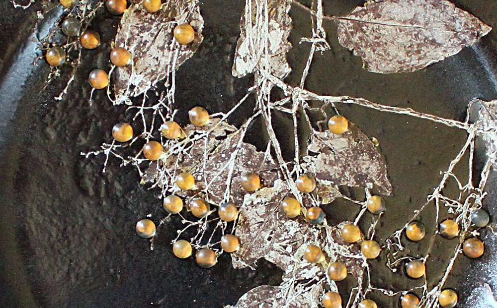 皿 つづるガラスアート 蔓（つる）の実 －SUMI－ 吉田栄美子 ｜ 特大大皿 × 1枚