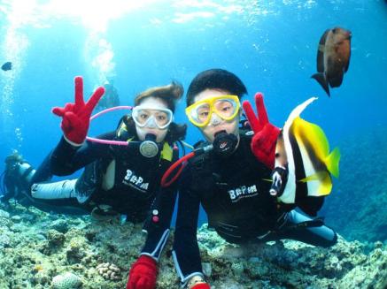 神秘！『青の洞窟』体験ダイビング　ボートクルーズ付き（2名様）