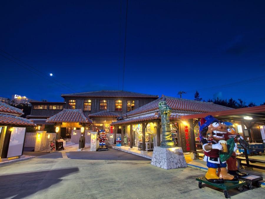 沖縄料理ちぬまん　恩納村４店舗で使える10,000円お食事券