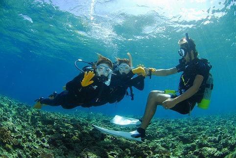 【恩納村・真栄田岬】青の洞窟体験ダイビング【1名様】