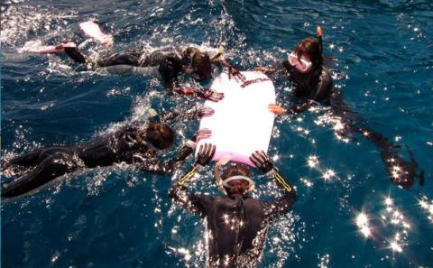 神秘！『青の洞窟』スノーケル　ボートクルーズ付き（2名様）