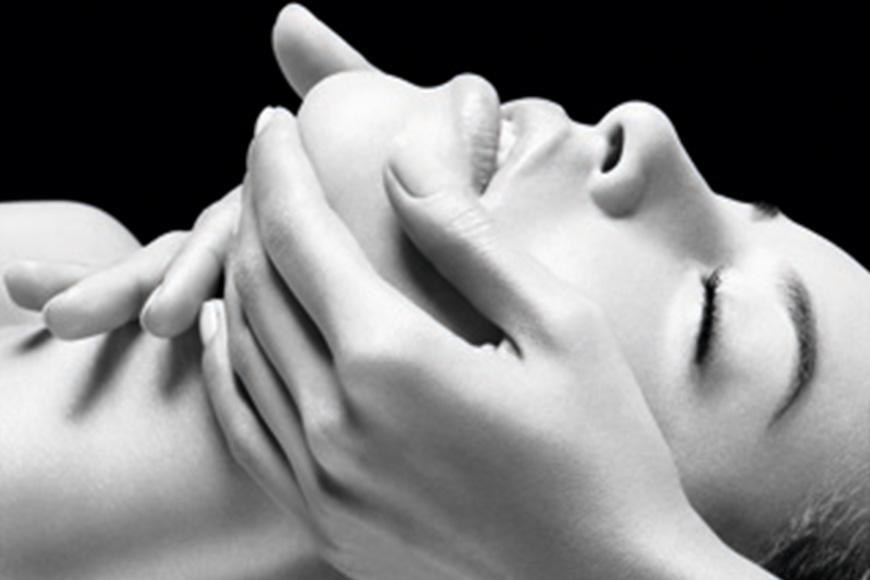 EXESエステサロン「クレエデュスパ」｜フェイシャルORボディの選べるペアコース70分 2名様｜エステ エステ券 利用券 チケット 癒し SPA スパ ホテル リゾート ふるさと納税 沖縄県 恩納村