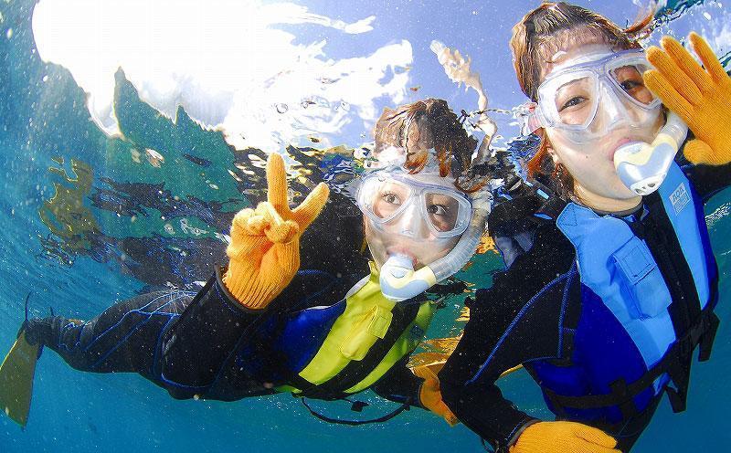 【創業21年マリンクラブナギ】水中写真データ付き！青の洞窟シュノーケリング　2名様