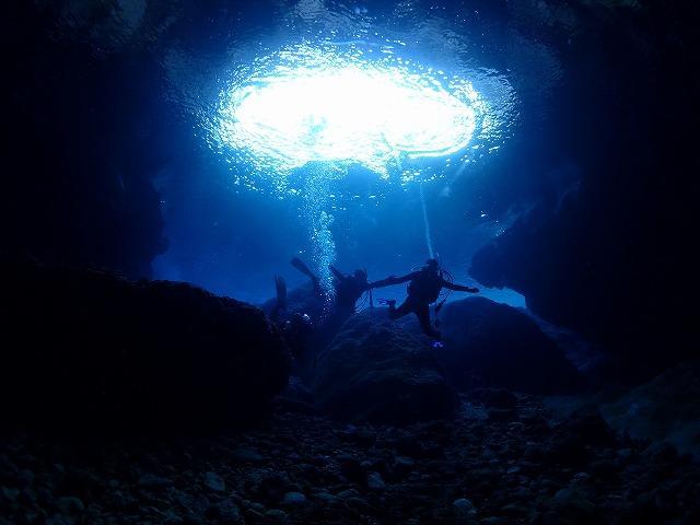 チケット ファンダイビング ｜ 初級2DIVE（2名 or 2日）万座近海【恩納村ラグーン】