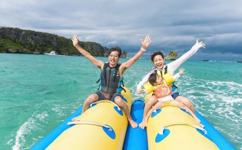 シュノーケル体験 ペア【バナナボートで行くクマノミ城海の星探し】