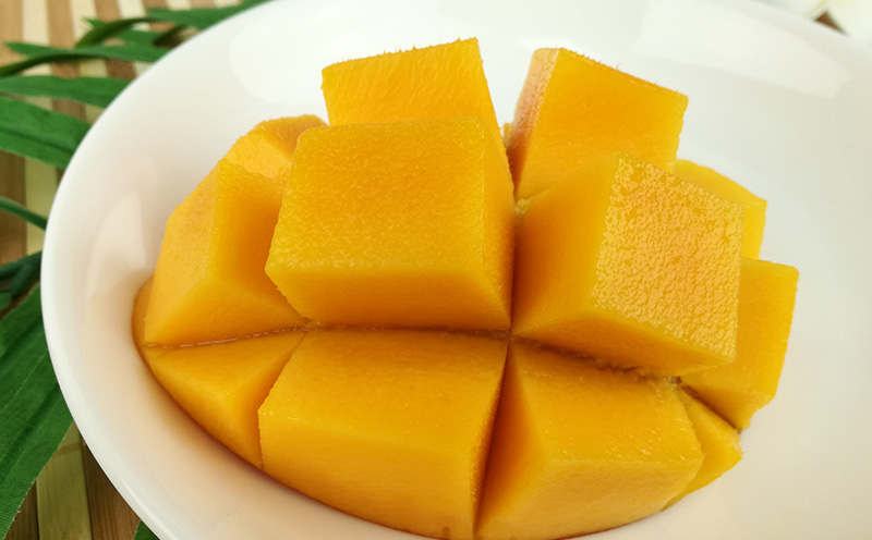 【2026年発送】平田果樹園の厳選アップルマンゴー贈答用（約1kg） アーウィン 果物 甘い 夏 濃厚 ギフト Mango ランキング 完熟 お気に入り 美味しい 人気 おすすめ フルーツ 沖縄県 先行予約 食品 デザート 産地直送 送料無料