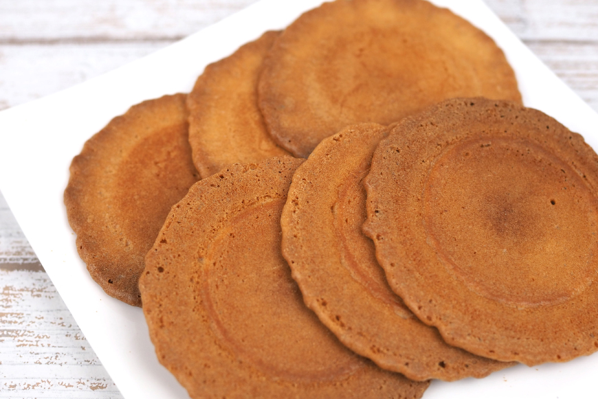 煎餅 黒糖せんべい 9袋 6箱 計54袋 [マルトモ製菓 沖縄県 伊江村 ie47bde360000] 黒糖 個包装 サトウキビ 伝統お菓子