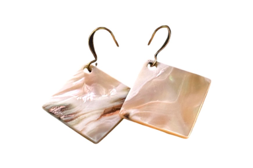 ピアス 夜光貝のピアス スクエア 1ペア [マリンハウスIEアイランド 沖縄県 伊江村 ie47bde370001] アクセサリー ジュエリー アクセ 両耳用ピアス 片耳用ピアス