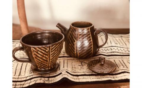＜南陶窯＞コーヒードリッパーセット【灰釉・線紋】 ☆ 陶器 やちむん 沖縄 伝統工芸品 珈琲 週末の楽しみ オシャレ コレクション アジアンテイスト ポット 新生活