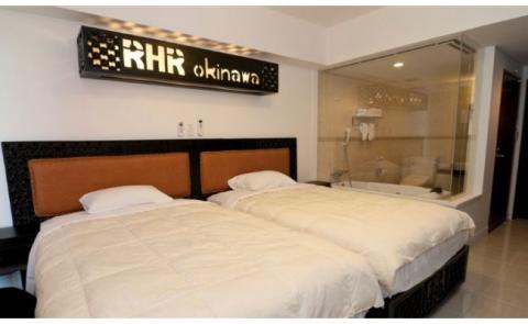 【ROYAL HOTEL】1泊朝食付き（ペア宿泊券）