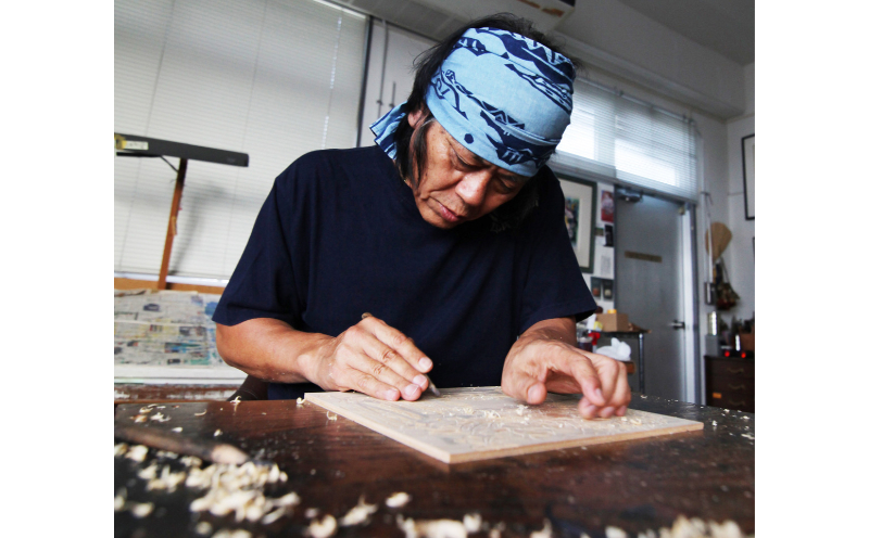 【名嘉睦稔】リトグラフ作品「花冠（カカン）」