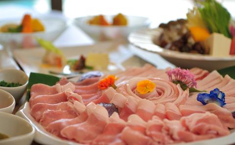 ジ・ウザテラスビーチクラブヴィラズ＜商品券60万円分＞