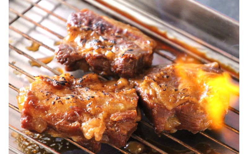 【金月そば】沖縄そば・炙り軟骨ソーキそば（4食セット） 〇 そばじょーぐー 読谷村 国産小麦 8種の魚節　きんちちそば