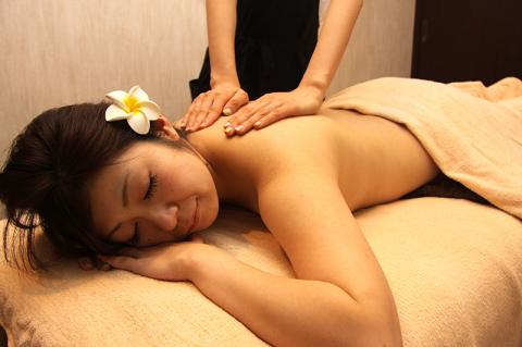 【読谷村でエステ体験】リンパアロマトリートメント（全身６０分） 〇 沖縄 読谷村 リフレッシュ リラクゼーション 癒し サロン Tender Heart セット商品 人気 贈り物に