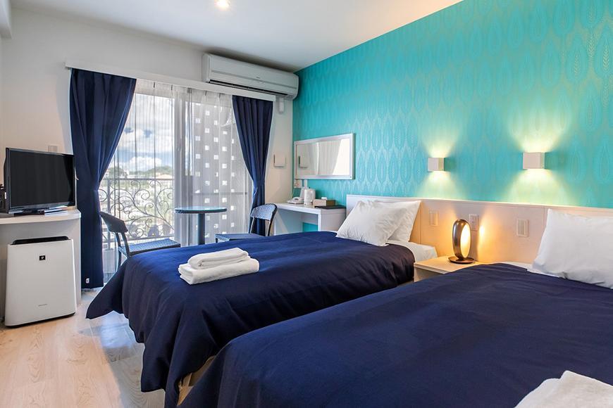 【ふるさと納税】【ココシャスモンパ】スタンダードルーム１泊素泊まりペア宿泊券 | 沖縄 旅行 クーポン ホテル 体験 トラベル 人気 おすすめ リゾート チケット 北谷 ちゃたん おすすめ 送料