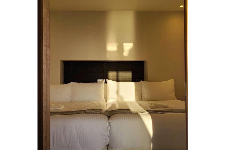 【ふるさと納税】◆BLUE STEAK WONDER CHATAN◆エグゼクティブ・ペントハウス　3泊朝食付 ご宿泊券（1～4名様）