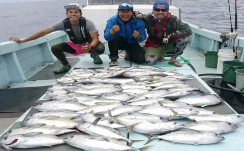 宮城船長と行く【マグロ釣りパヤオツアー】チャーター券（大人６名迄）